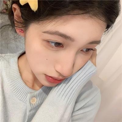 怪诞女孩